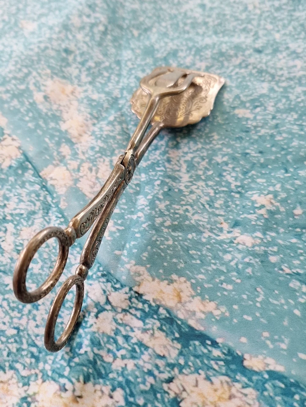Vintage Silver Plated Ornate Sugar Tongs